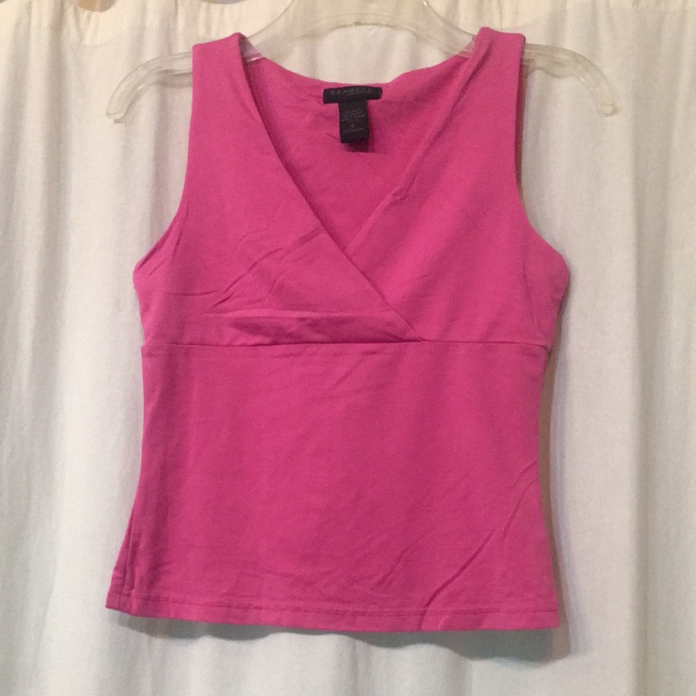 Sleeveless shirt